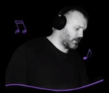 Ronnie one of our hard dance artists